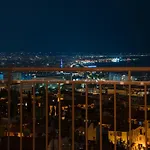 Top Floor Ano Poli