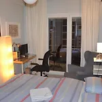 Top Floor Ano Poli